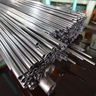 Round Smooth Surface 201 304 304l 316 Stainless Steel Pipe / Tube Can Be Processed